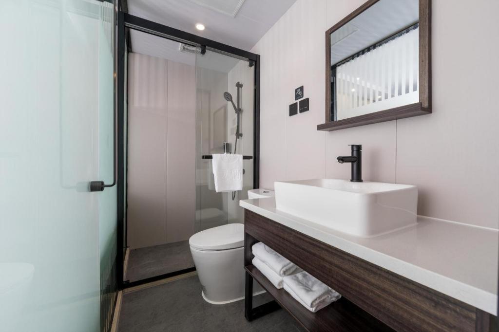 Ji Hotel Shanghai Hongqiao Gubei Fortune Center Exterior photo