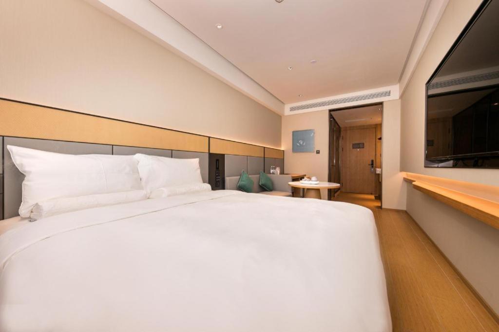 Ji Hotel Shanghai Hongqiao Gubei Fortune Center Exterior photo